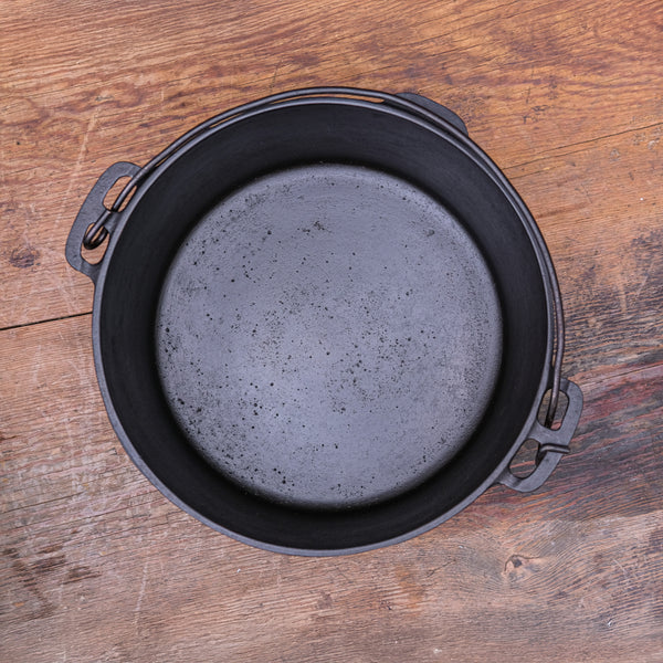 WAGNER - #8 Dutch Oven