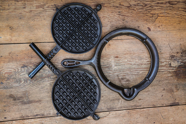 Griswold Waffle Iron Low Base