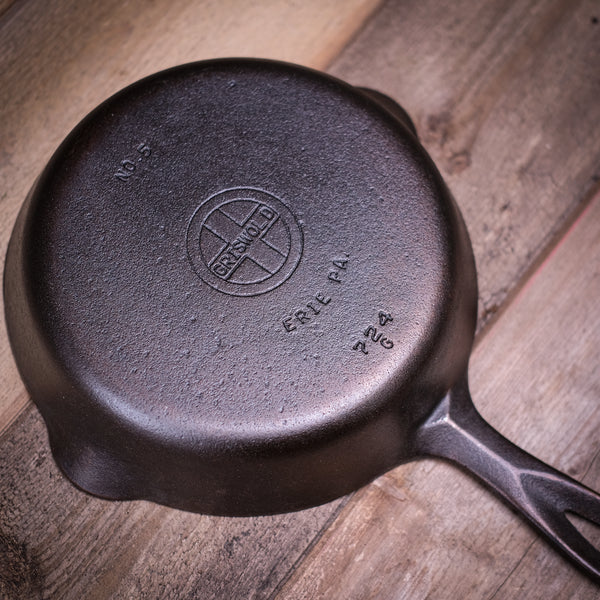 GRISWOLD - #5 Skillet