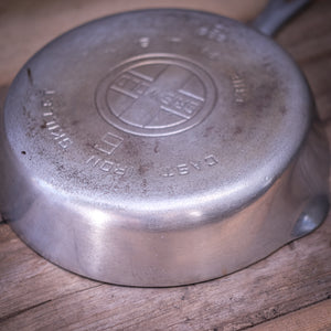 GRISWOLD - #6 Chrome Skillet
