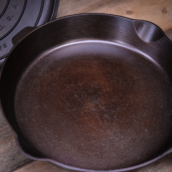 GRISWOLD - #12 Skillet with Lid