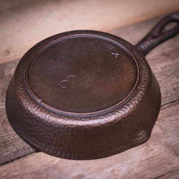 LODGE - #3 Hammered Skillet