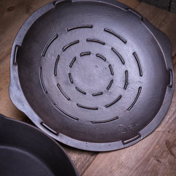 FAVORITE - #9 Skillet with Lid