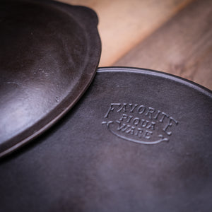 FAVORITE - #9 Skillet with Lid