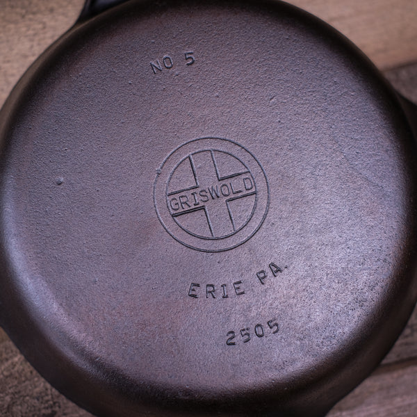 GRISWOLD - #5 Skillet with Hinged Lid