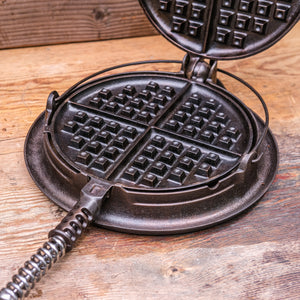 GRISWOLD - #9 Waffle Iron