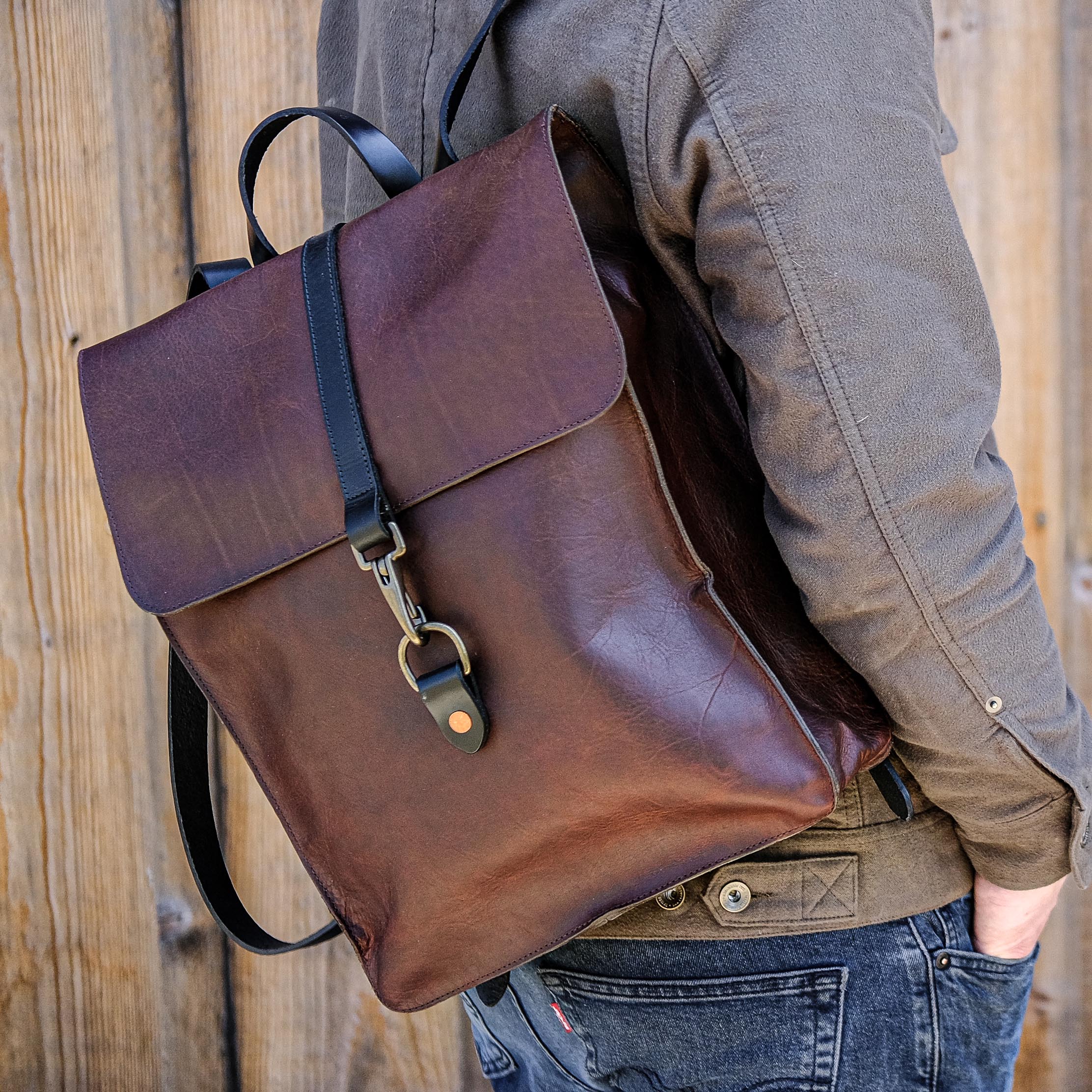 Slim leather backpack Clearance