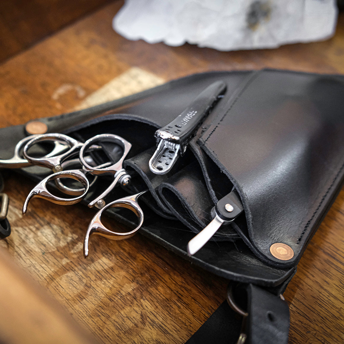 Leather scissors, Leather shears